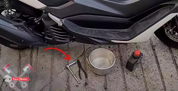 herramientas para cambiar el aceite nmax 155