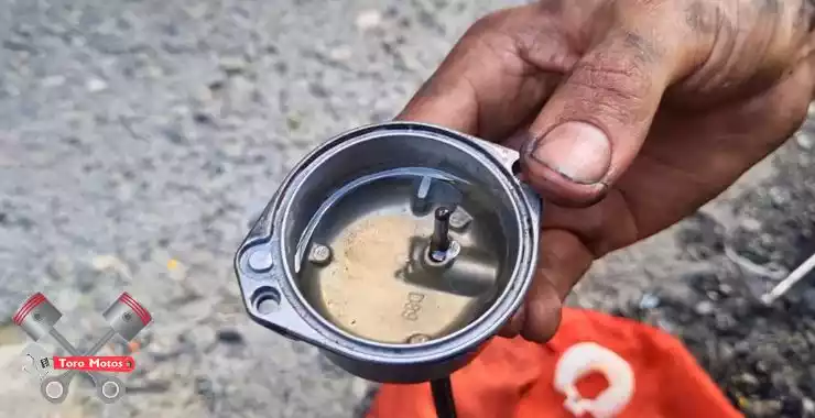 porque mi carburador bota gasolina por el desfogue